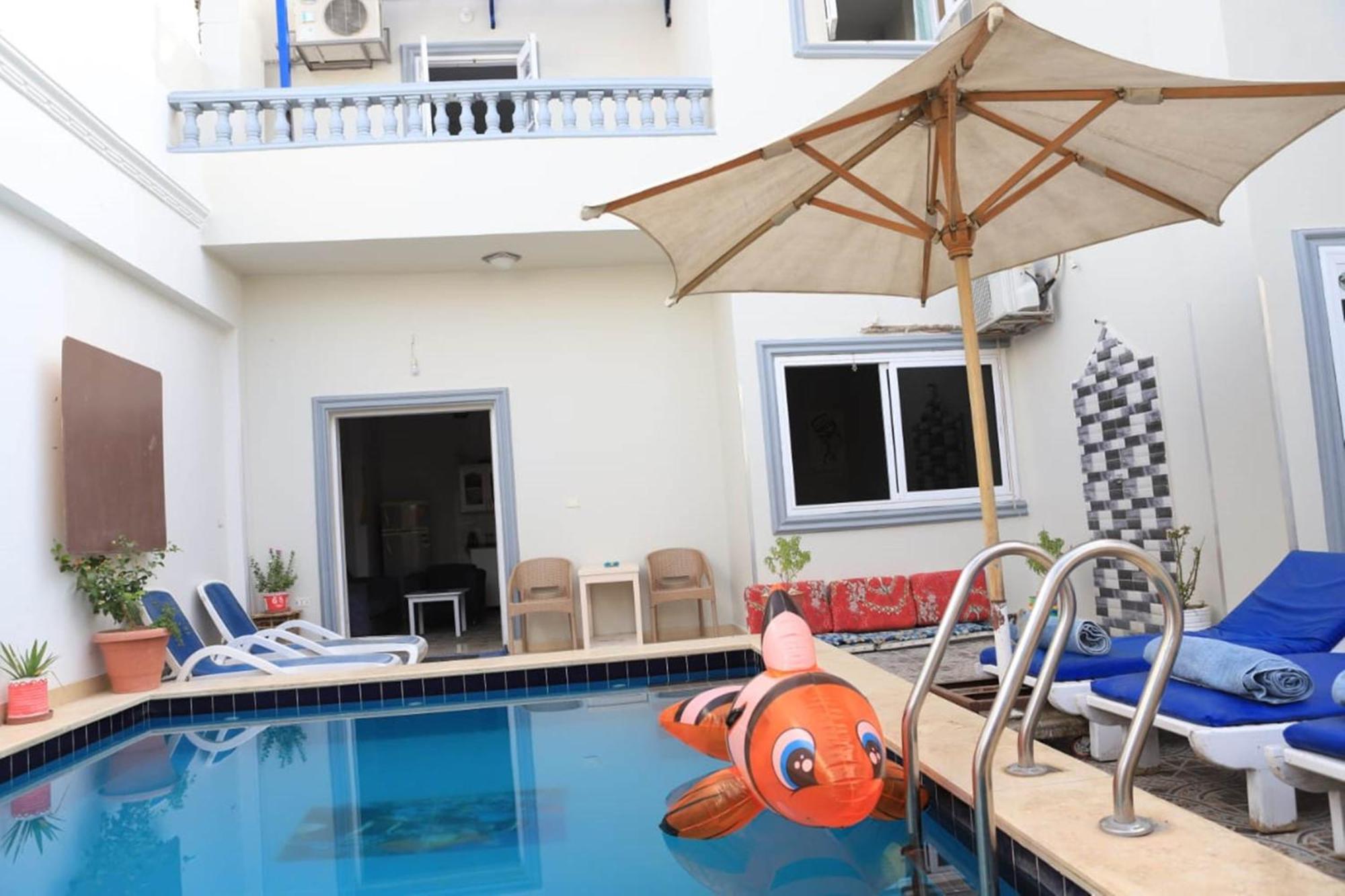 Nefertarie Guest House Luxor Exterior foto